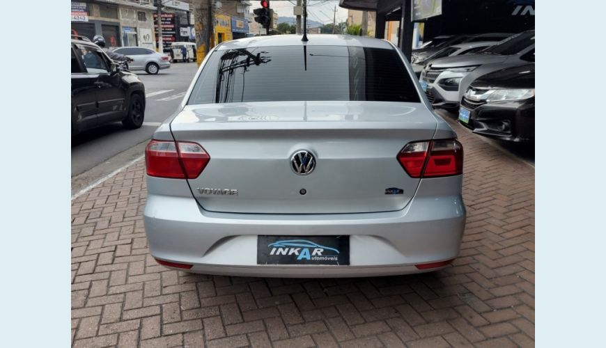 VOLKSWAGEN VOYAGE FLEX MANUAL 4P - PRATA - 2015 Foto 10 (Grande)
