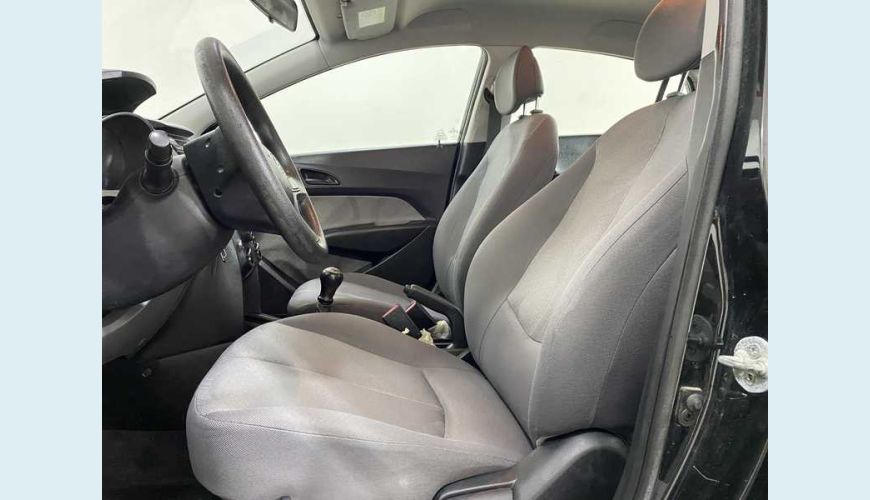 HYUNDAI HB 20S COMFORT PLUS 1.0 FLEX MANUAL 4P - PRETO - 2015 Foto 10 (Grande)