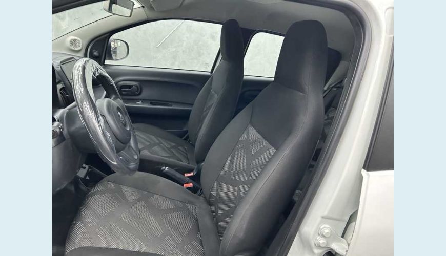 FIAT MOBI LIKE 1.0 FLEX MANUAL 4P - BRANCO - 2023 Foto 10 (Grande)