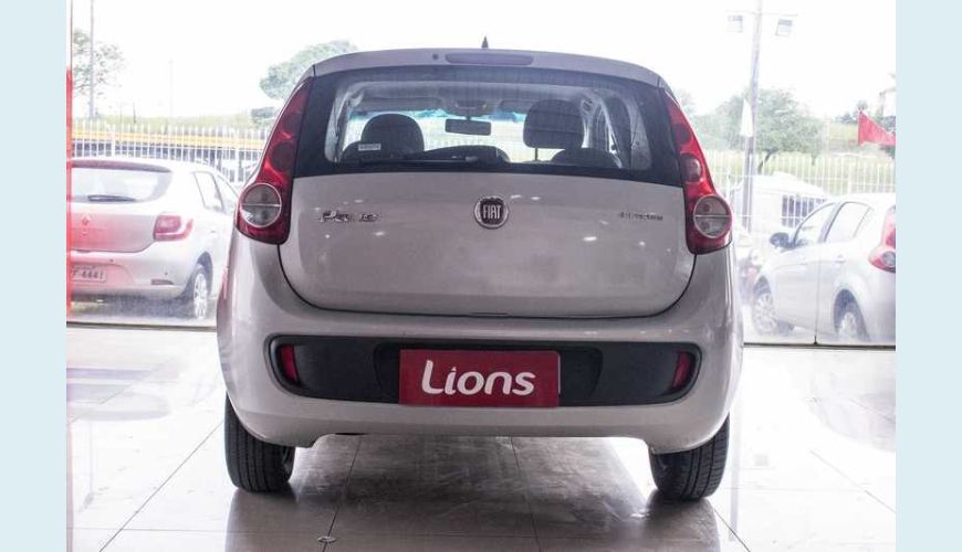 FIAT PALIO ATTRACTIVE 1.0 EVO FLEX MANUAL 4P - PRATA - 2017 Foto 10 (Grande)