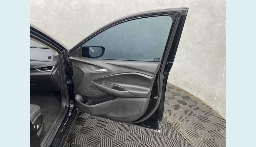CHEVROLET ONIX LT 1.0 TURBO FLEX MANUAL 4P - PRETO - 2021 Foto 10 (Grande)