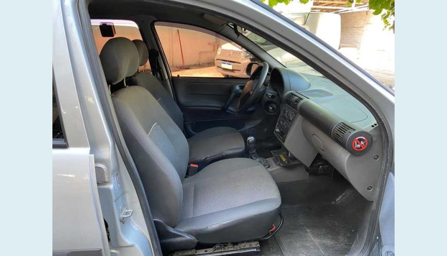CHEVROLET CLASSIC LS 1.0 FLEX MANUAL 4P - PRATA - 2016 Foto 10 (Grande)