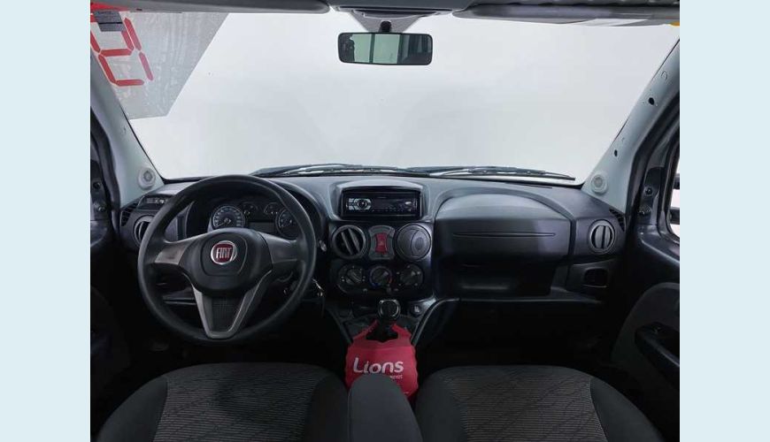 FIAT DOBLO ESSENCE 1.8 7L FLEX MANUAL 4P - PRATA - 2019 Foto 10 (Grande)