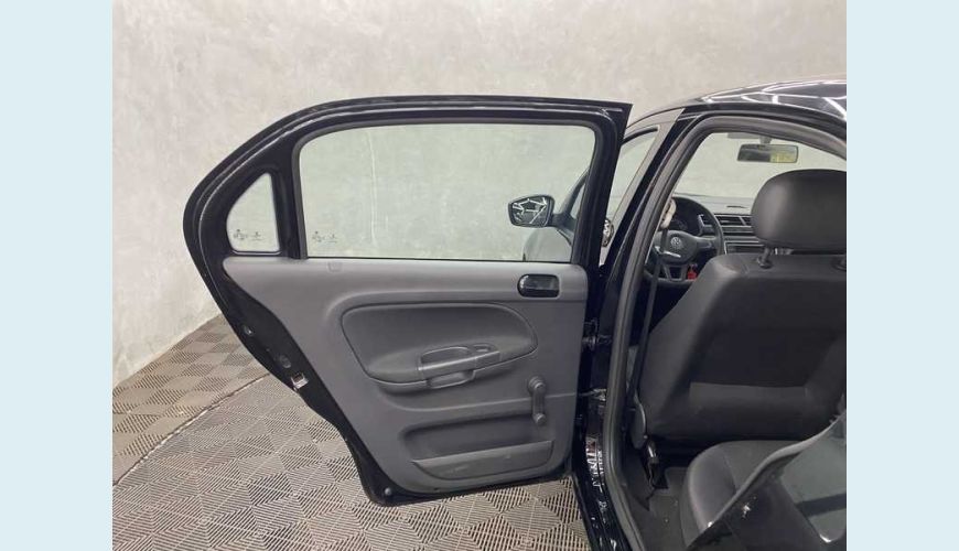 VOLKSWAGEN GOL 1.0 12V FLEX MANUAL 4P - PRETO - 2021 Foto 10 (Grande)