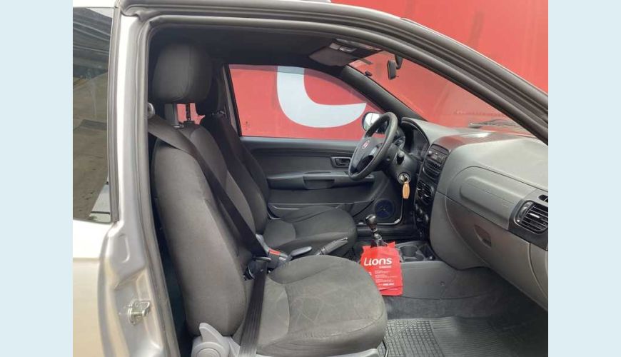 FIAT STRADA HARD WORKING 1.4 FLEX MANUAL 2P - PRATA - 2018 Foto 10 (Grande)