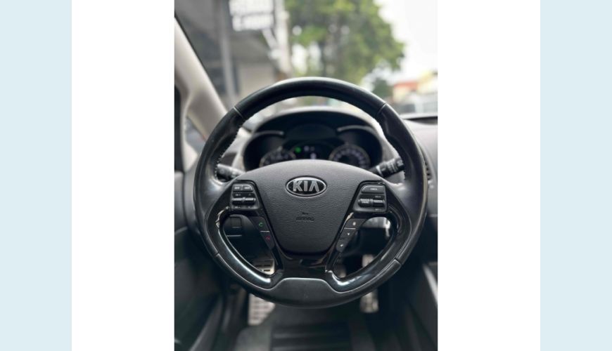KIA CERATO FLEX AUT. 4P - BRANCO - 2017 Foto 10 (Grande)