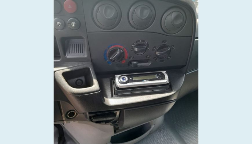 IVECO DAILY DIESEL MANUAL 2P - BRANCO - 2011 Foto 10 (Grande)