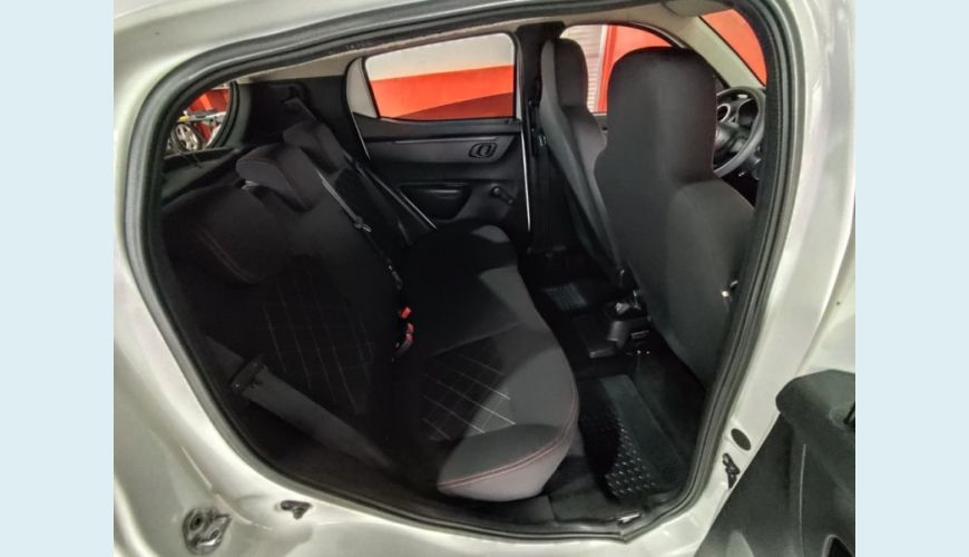 RENAULT KWID FLEX MANUAL 4P - BRANCO - 2020 Foto 10 (Grande)