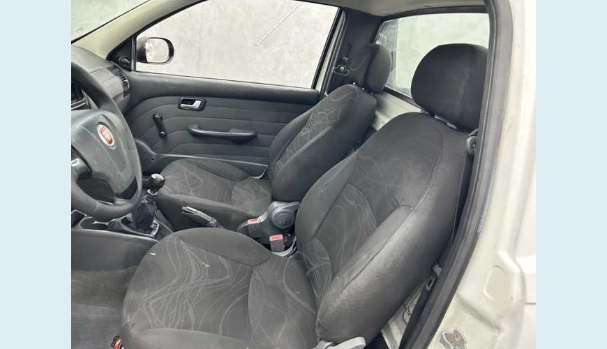 FIAT STRADA WORKING 1.4 FLEX MANUAL 2P - BRANCO - 2016 Foto 10 (Grande)
