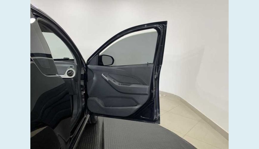 CHEVROLET MONTANA LS 1.4 FLEX MANUAL 2P - PRETO - 2020 Foto 10 (Grande)