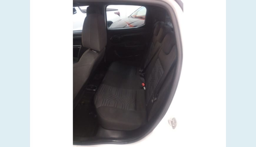FIAT STRADA FLEX MANUAL 4P - BRANCO - 2024 Foto 10 (Grande)