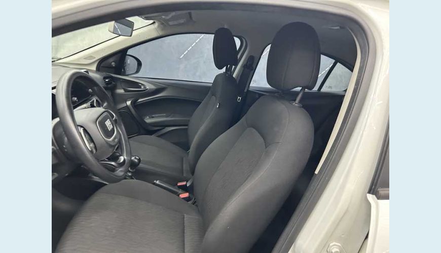 FIAT CRONOS DRIVE 1.3 FLEX MANUAL 4P - BRANCO - 2024 Foto 10 (Grande)