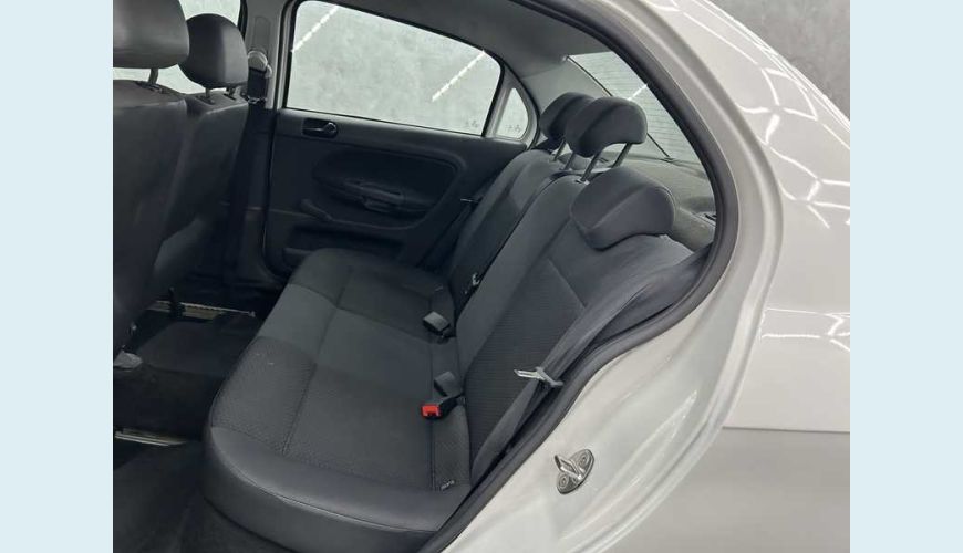 VOLKSWAGEN VOYAGE 1.0 MPI FLEX MANUAL 4P - BRANCO - 2022 Foto 10 (Grande)