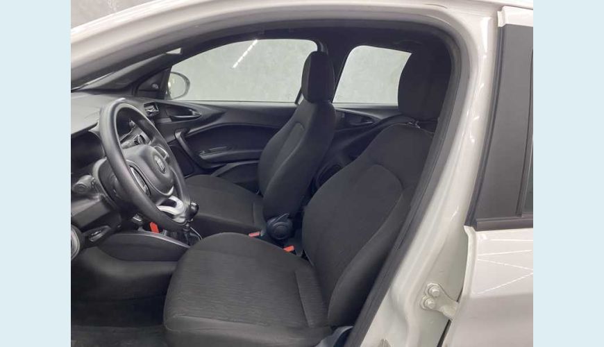 FIAT CRONOS DRIVE 1.3 FLEX MANUAL 4P - BRANCO - 2021 Foto 10 (Grande)