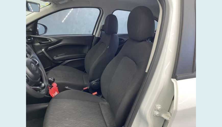FIAT CRONOS 1.3 FLEX MANUAL 4P - BRANCO - 2022 Foto 10 (Grande)