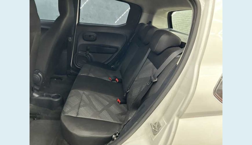 FIAT MOBI LIKE 1.0 FLEX MANUAL 4P - BRANCO - 2023 Foto 10 (Grande)
