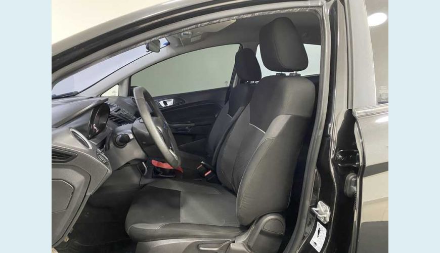 FORD FIESTA SE 1.6 16V FLEX MANUAL 4P - PRETO - 2018 Foto 10 (Grande)