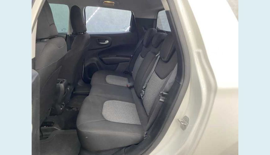 FIAT TORO ENDURANCE 1.8 FLEX AUT. 4P - BRANCO - 2022 Foto 10 (Grande)
