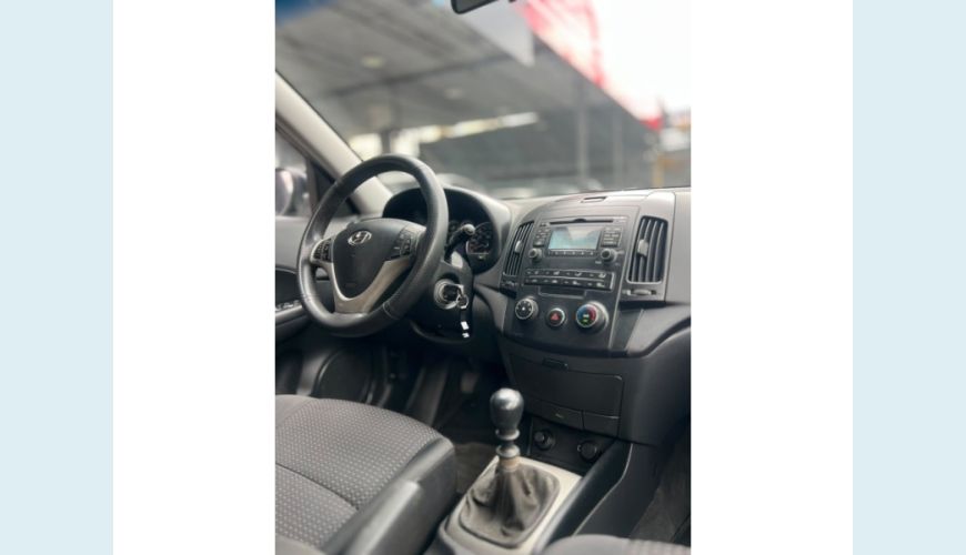 HYUNDAI I30 MANUAL 4P - PRETO - 2011 Foto 10 (Grande)