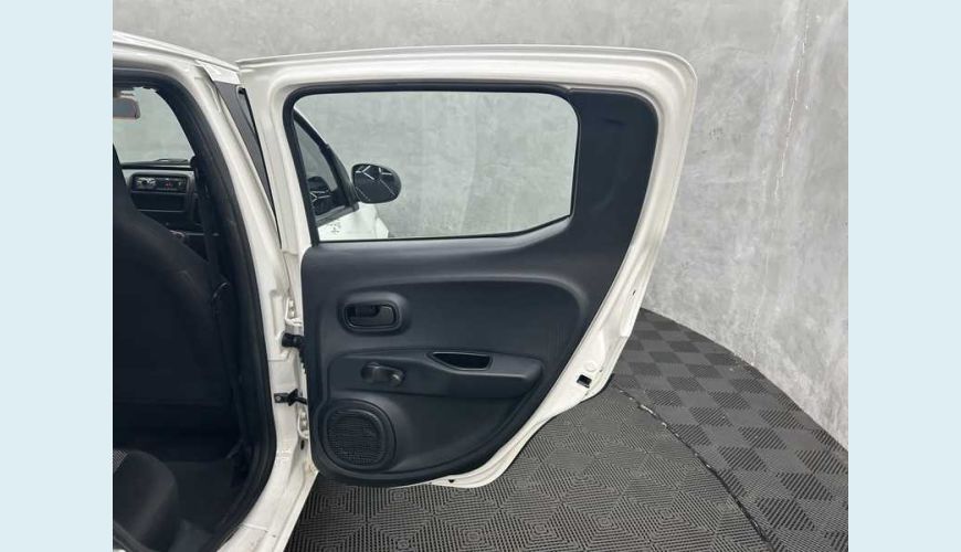 FIAT FIAT MOBI LIKE 1.0 FLEX MANUAL 4P - BRANCO - 2021 Foto 10 (Grande)