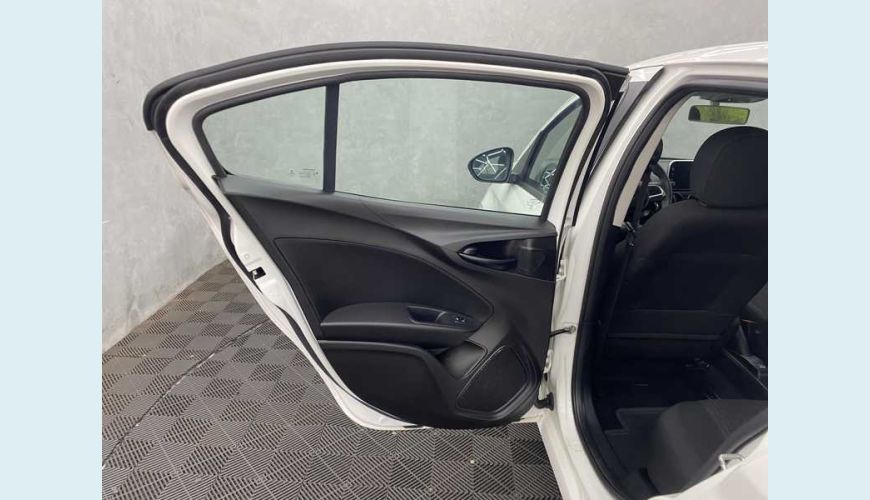 FIAT FIAT CRONOS DRIVE 1.0 FLEX MANUAL 4P - BRANCO - 2023 Foto 10 (Grande)