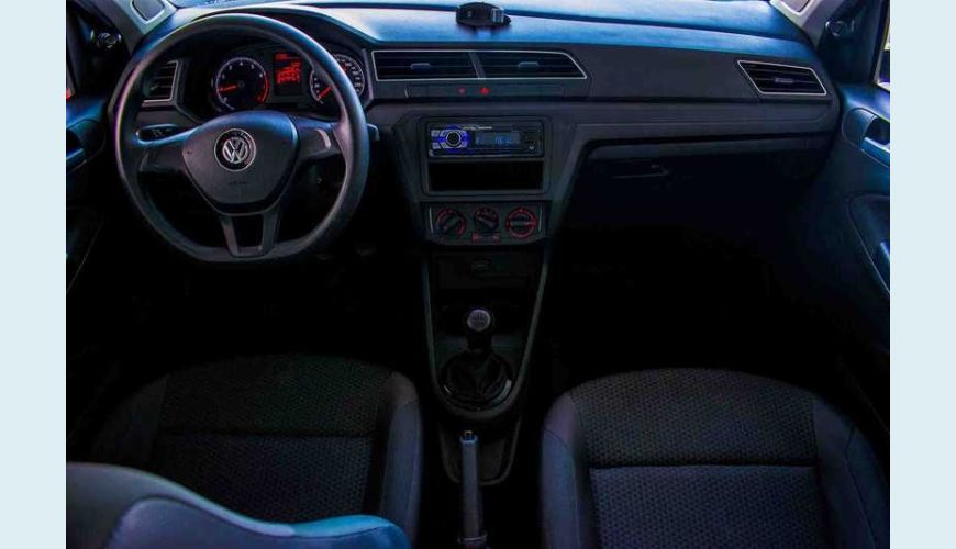 VOLKSWAGEN VOYAGE TRENDLINE 1.6 FLEX MANUAL 4P - PRATA - 2018 Foto 10 (Grande)