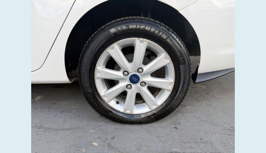 FORD FIESTA FLEX MANUAL 4P - BRANCO - 2011 Foto 10 (Grande)