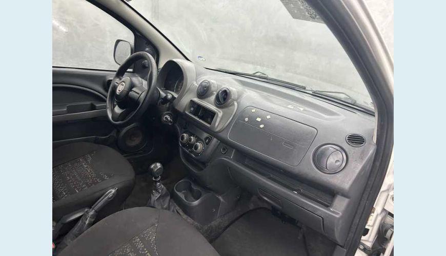FIAT FIAT FIORINO FURGAO 1.4 WORKING FLEX MANUAL 3P - BRANCO - 2021 Foto 10 (Grande)