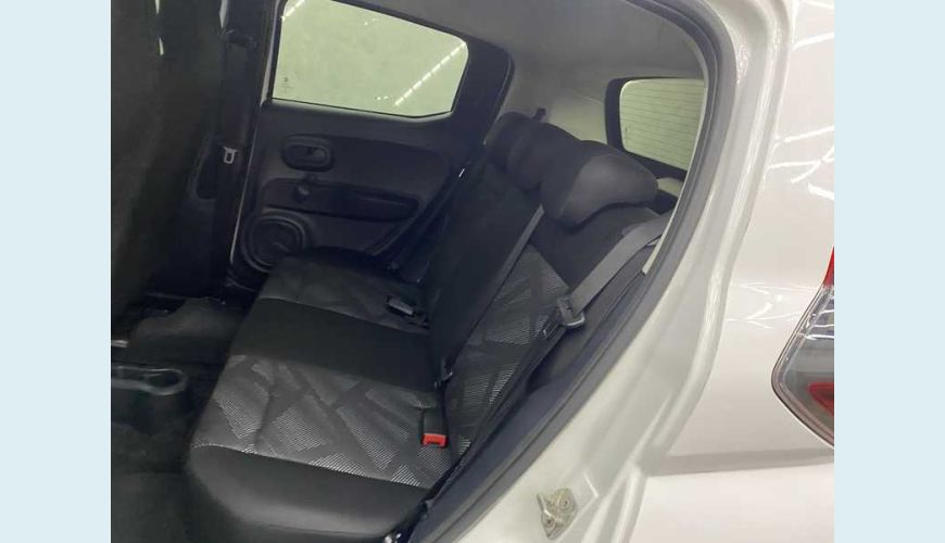 FIAT FIAT MOBI LIKE 1.0 FLEX MANUAL 4P - BRANCO - 2021 Foto 10 (Grande)