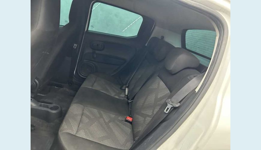 FIAT MOBI LIKE 1.0 - BRANCO - 2024 Foto 10 (Grande)
