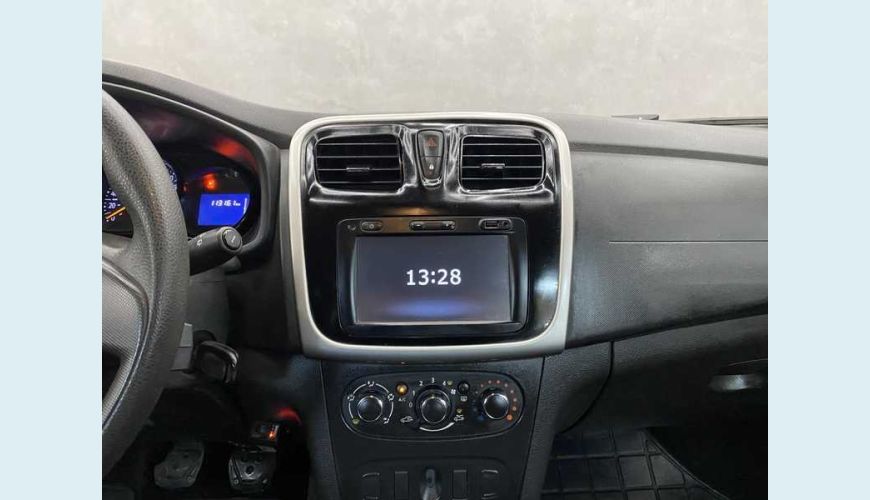 RENAULT RENAULT SANDERO EXPRESSION 1.0 16V FLEX MANUAL 4P - PRATA - 2017 Foto 10 (Grande)