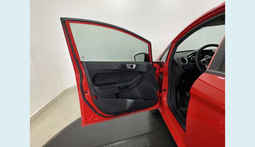 FORD FORD FIESTA SE 1.6 16V FLEX MANUAL 4P - VERMELHO - 2018 Foto 10 (Grande)