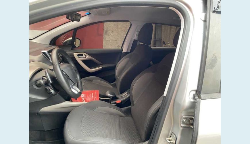 PEUGEOT PEUGEOT 2008 GRIFFE 1.6 16V FLEX AUT. 4P - PRATA - 2016 Foto 10 (Grande)