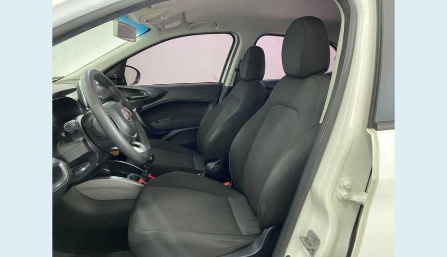 FIAT ARGO DRIVE FIREFLY 1.3 FLEX MANUAL 4P - BRANCO - 2018 Foto 10 (Grande)