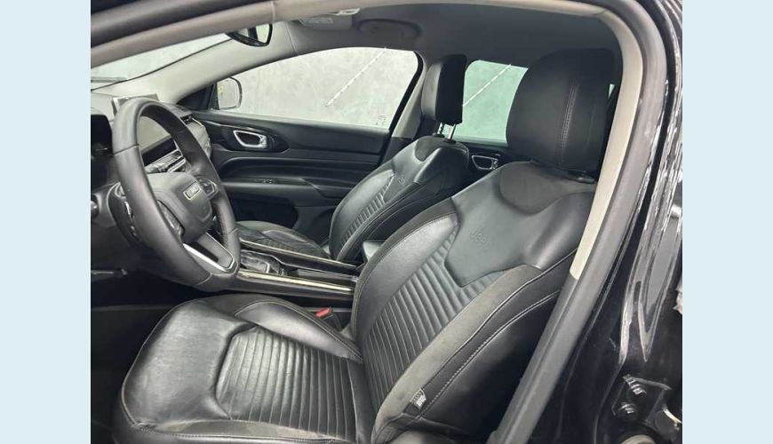 JEEP COMMANDER LIMITED 1.3 T270 FLEX AUT. 4P - PRETO - 2023 Foto 10 (Grande)