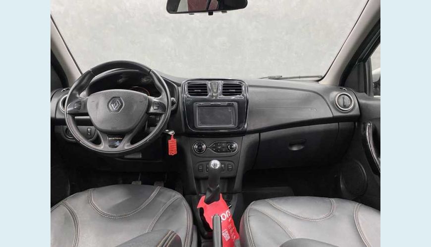 RENAULT SANDERO STEPWAY 1.6 8V FLEX MANUAL 4P - PRATA - 2017 Foto 10 (Grande)