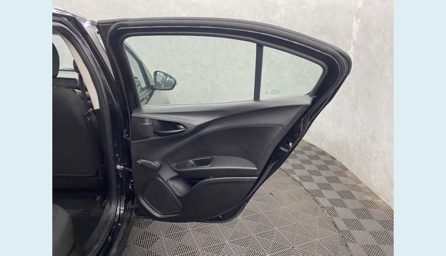 FIAT CRONOS 1.3 FLEX MANUAL 4P - PRETO - 2022 Foto 10 (Grande)