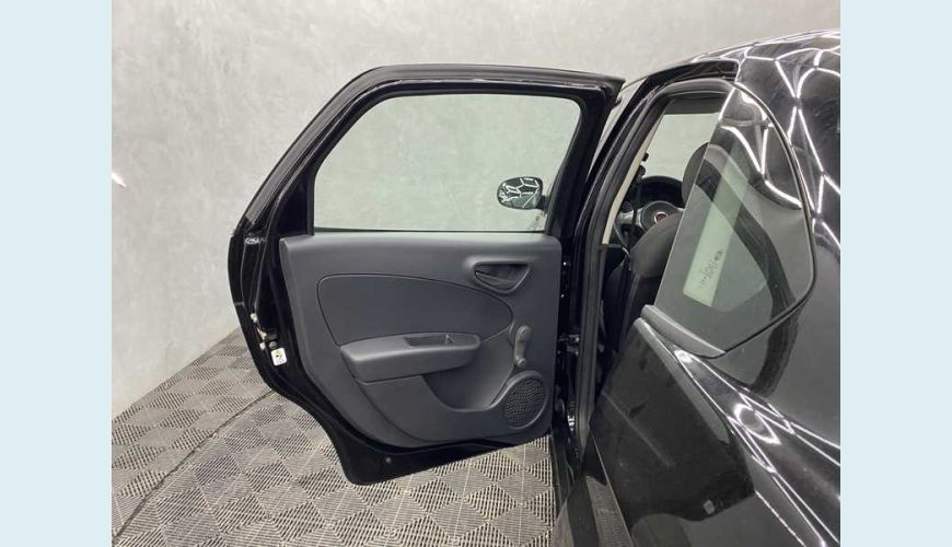 FIAT GRAND SIENA 1.4 FLEX MANUAL 4P - PRETO - 2021 Foto 10 (Grande)