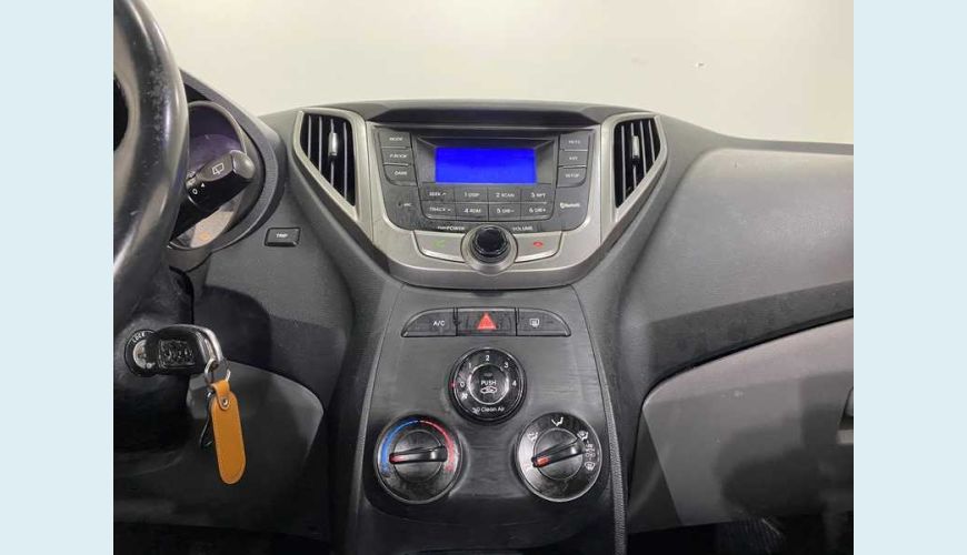 HYUNDAI HB 20 PREMIUM 1.6 FLEX AUT. 4P - PRETO - 2015 Foto 10 (Grande)