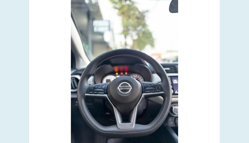 NISSAN VERSA FLEX AUT. 4P - PRETO - 2022 Foto 10 (Grande)