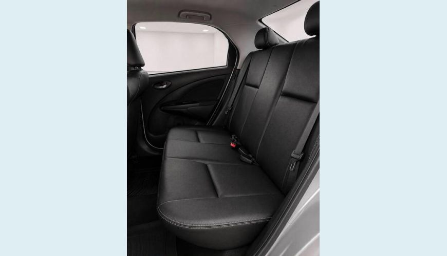 TOYOTA ETIOS SD XLS 1.5 FLEX MANUAL 4P - BRANCO - 2015 Foto 10 (Grande)