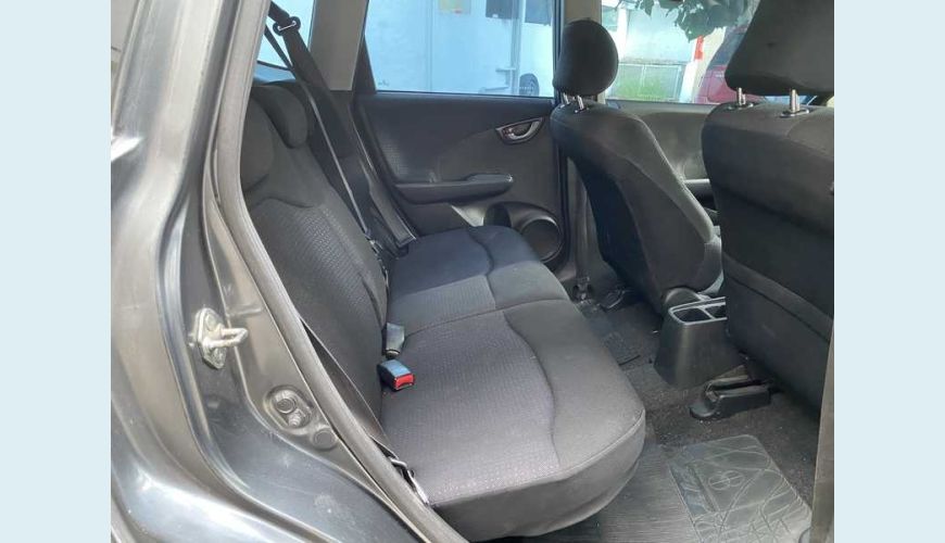 HONDA FIT NEW LX 1.4 FLEX AUT. 4P - CINZA - 2010 Foto 10 (Grande)