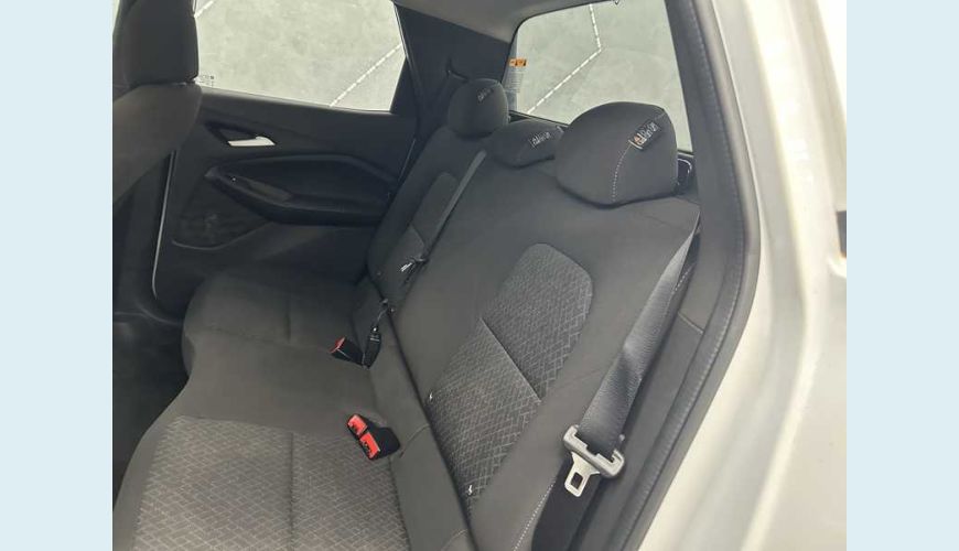 CHEVROLET MONTANA 1.2 TURBO FLEX MANUAL 4P - BRANCO - 2024 Foto 10 (Grande)