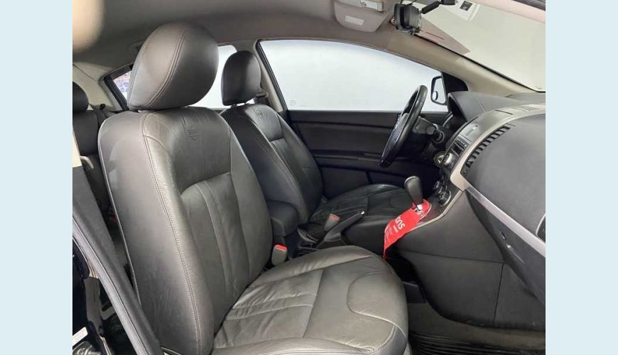 NISSAN SENTRA 2.0 16V FLEX MANUAL 4P - PRETO - 2011 Foto 10 (Grande)