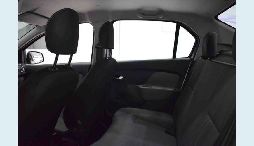 RENAULT LOGAN EXPRESSION 1.6 16V SCE FLEX MANUAL 4P - PRATA - 2018 Foto 10 (Grande)