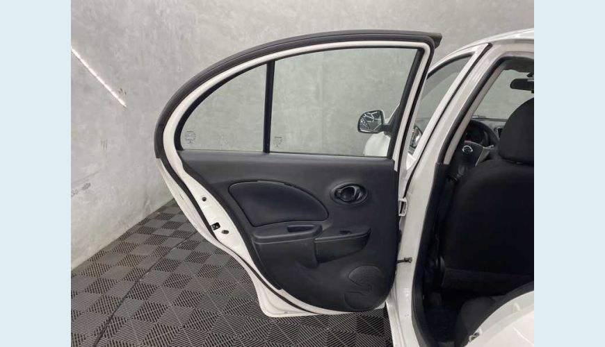 NISSAN MARCH S 1.0 12V FLEX MANUAL 4P - BRANCO - 2019 Foto 10 (Grande)