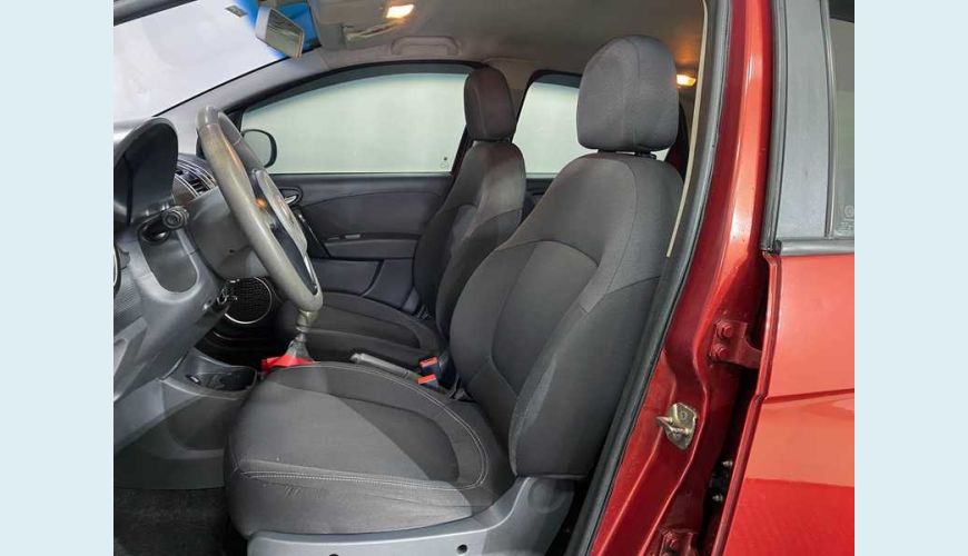 FIAT GRAND SIENA ATTRACTIVE 1.4 8V FLEX MANUAL 4P - VERMELHO - 2013 Foto 10 (Grande)