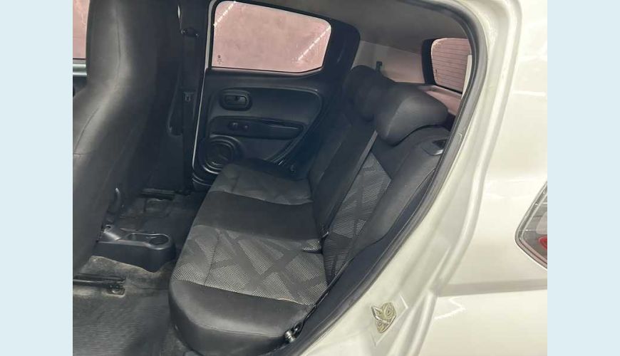 FIAT MOBI LIKE 1.0 FLEX MANUAL 4P - BRANCO - 2021 Foto 10 (Grande)
