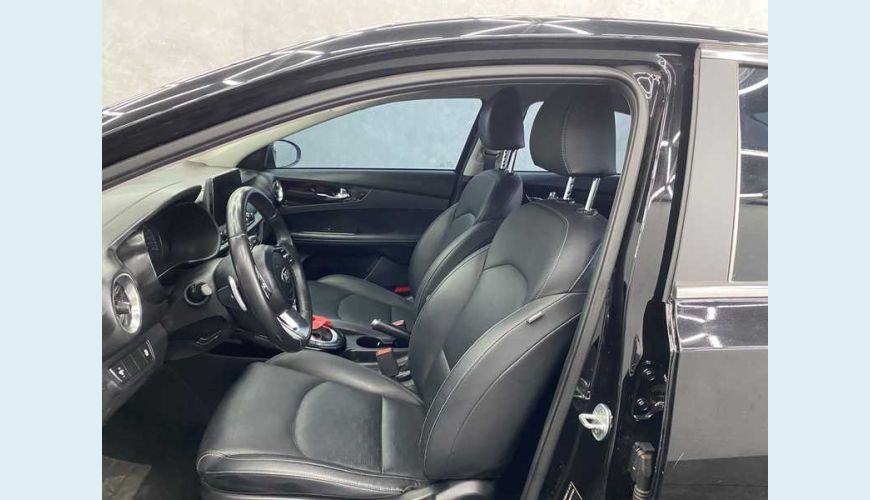 KIA CERATO SX 2.0 16V FLEX AUT. 4P - PRETO - 2022 Foto 10 (Grande)