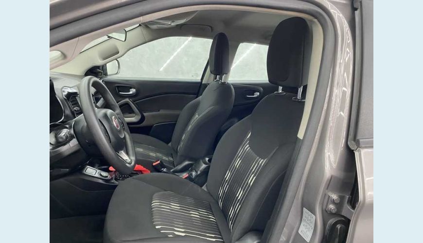 FIAT TORO ENDURANCE 1.8 FLEX AUT. 4P - CINZA - 2021 Foto 10 (Grande)